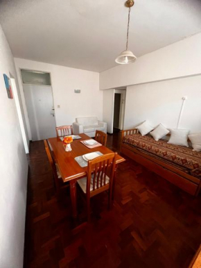 Departamento en 9 de julio y peatonal- Nuevo con cochera propia